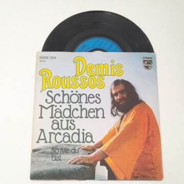 Demis Roussos – Schönes Mädchen Aus Arcadia