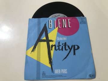 Biene – (Du Bist Der) Antityp