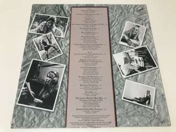 Agnetha Fältskog – Sjung Denna Sång