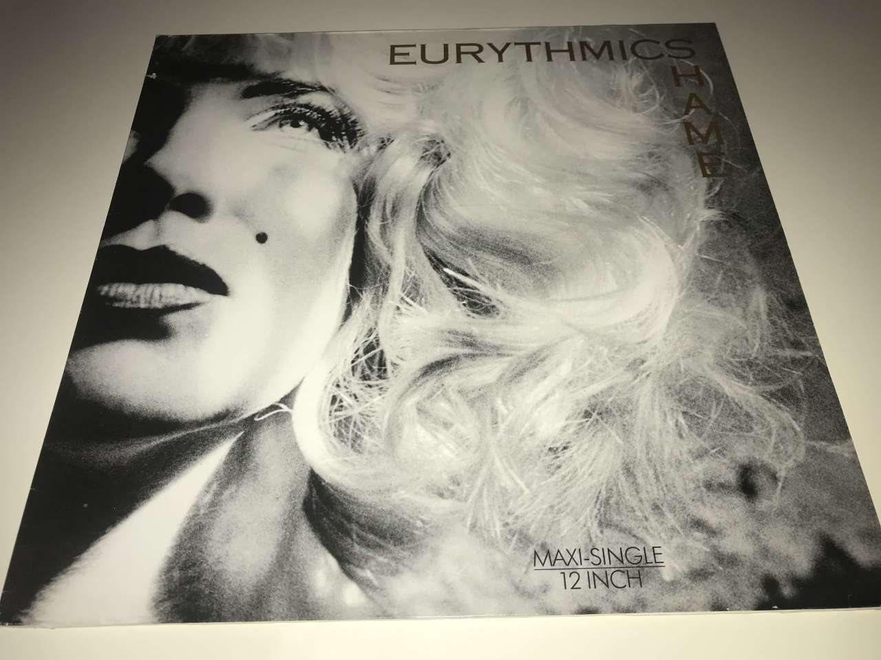 Eurythmics ‎– Shame