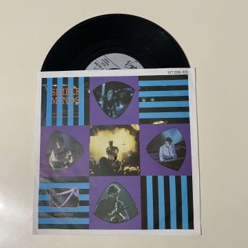 Simple Minds – Don't You (Forget About Me)