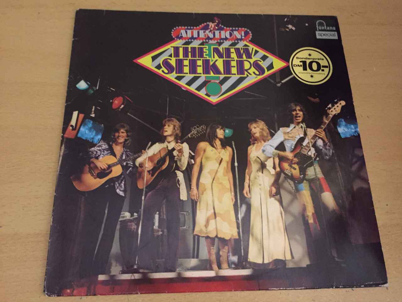 The New Seekers ‎– Attention! The New Seekers!