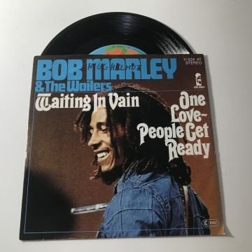 Bob Marley & The Wailers – Waiting In Vain
