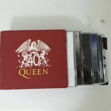 Queen – Queen 40 (5 CD Kutulu Set)