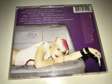 P!NK – M!ssundaztood