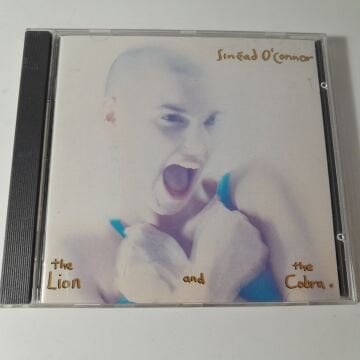 Sinéad O'Connor – The Lion And The Cobra