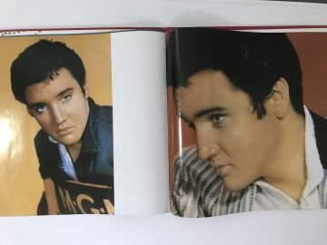 Elvis Presley – Elvis' Christmas Album