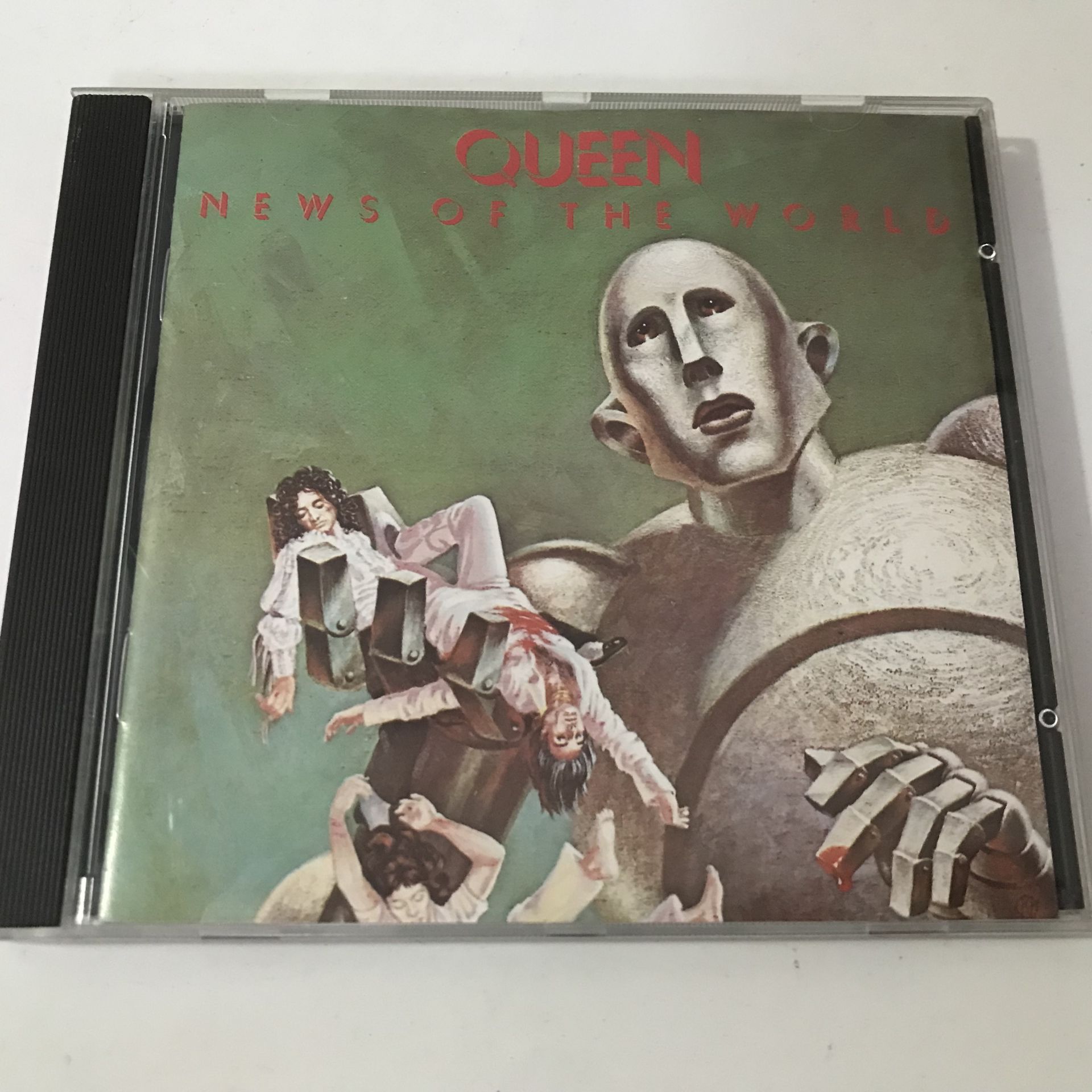 Queen – News Of The World