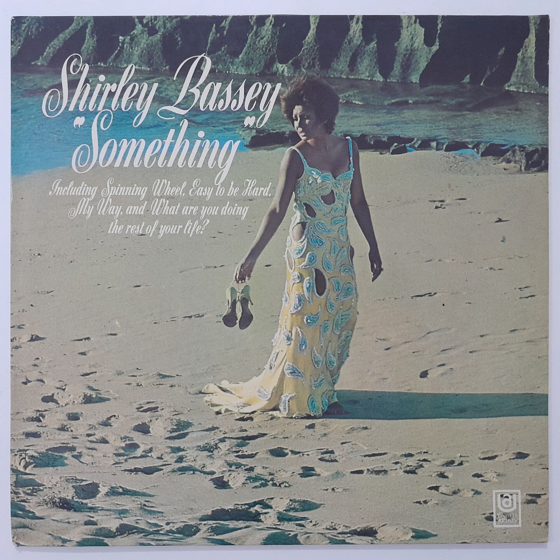 Shirley Bassey – Something