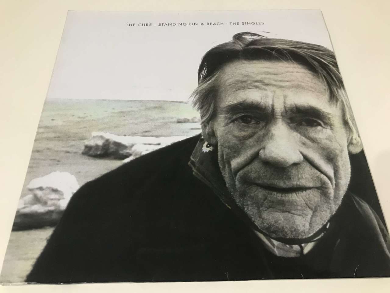 The Cure ‎– Standing On A Beach - The Singles