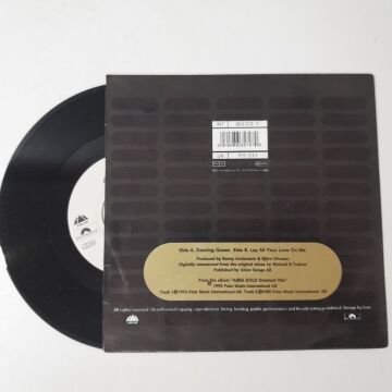 ABBA – Dancing Queen