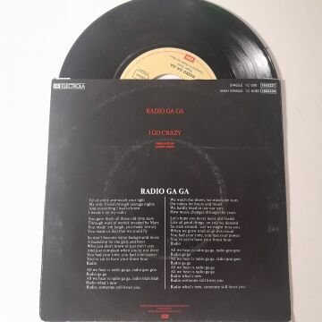 Queen – Radio Ga Ga