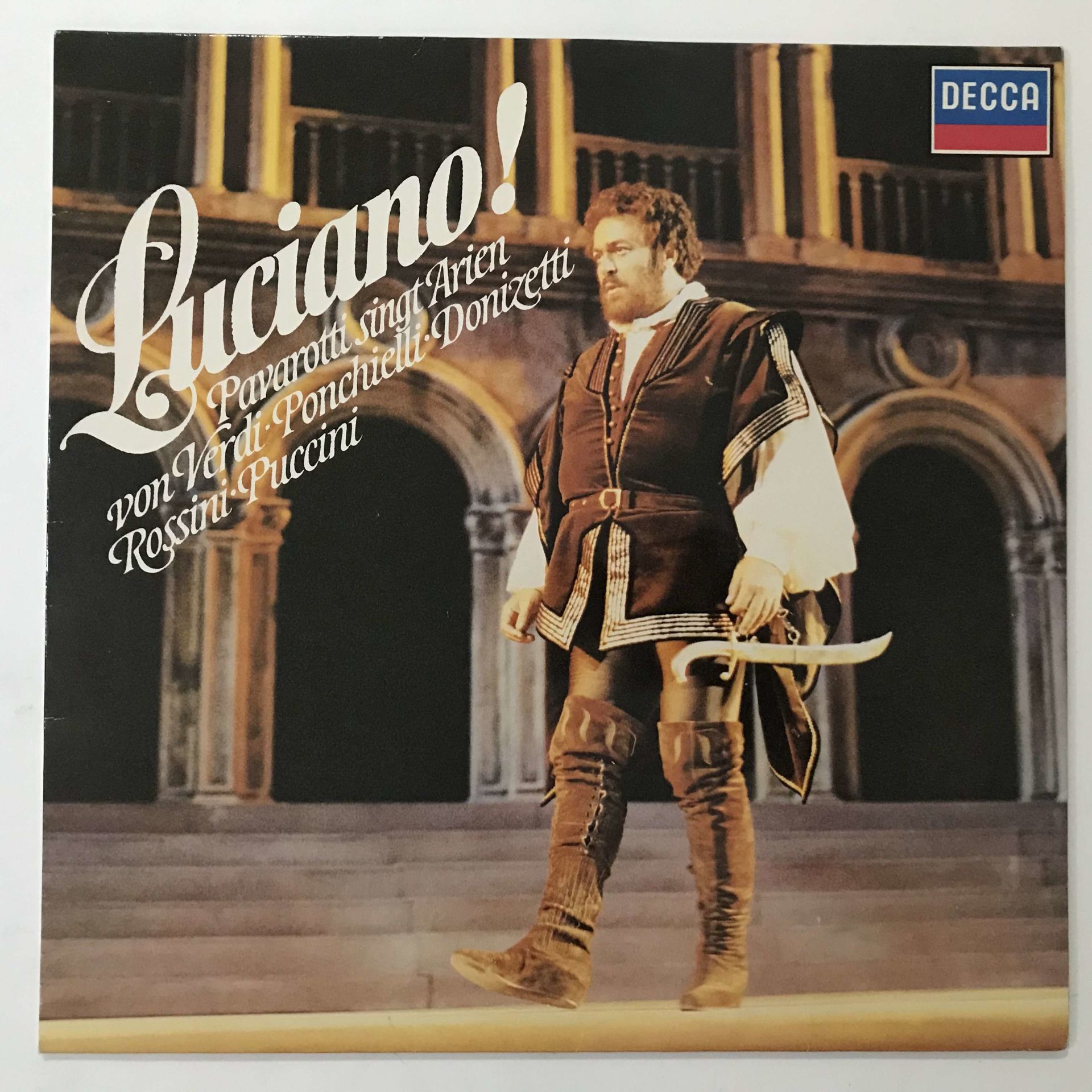 Luciano Pavarotti – Luciano! (Pavarotti Singt Arien Von Verdi, Ponchielli, Donizetti, Rossini, Puccini)