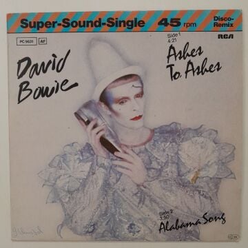 David Bowie – Ashes To Ashes
