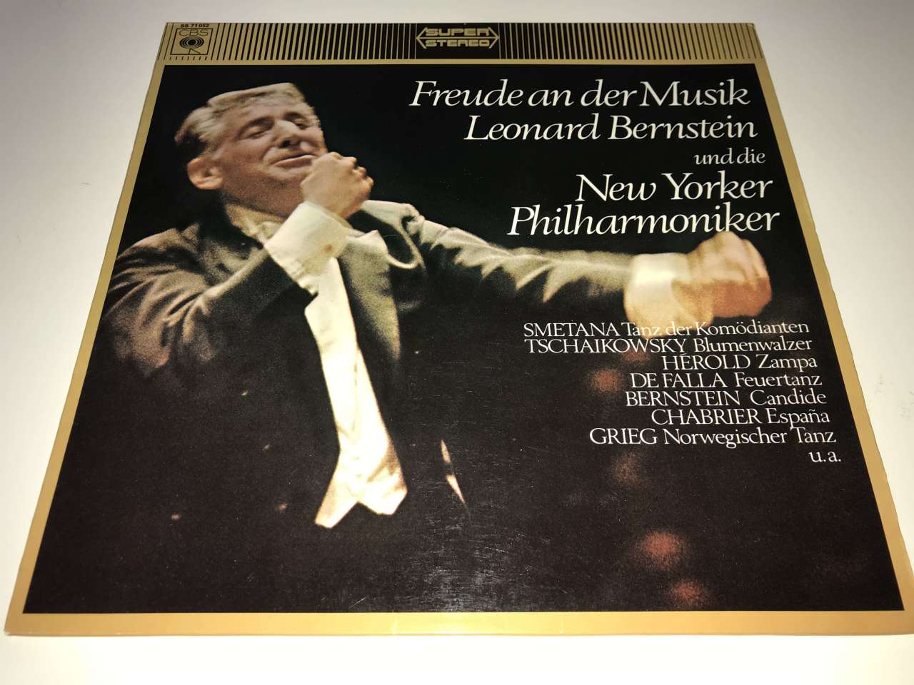 Leonard Bernstein Und Die New Yorker Philharmoniker, New Yorker Philharmoniker – Freude An Der Musik