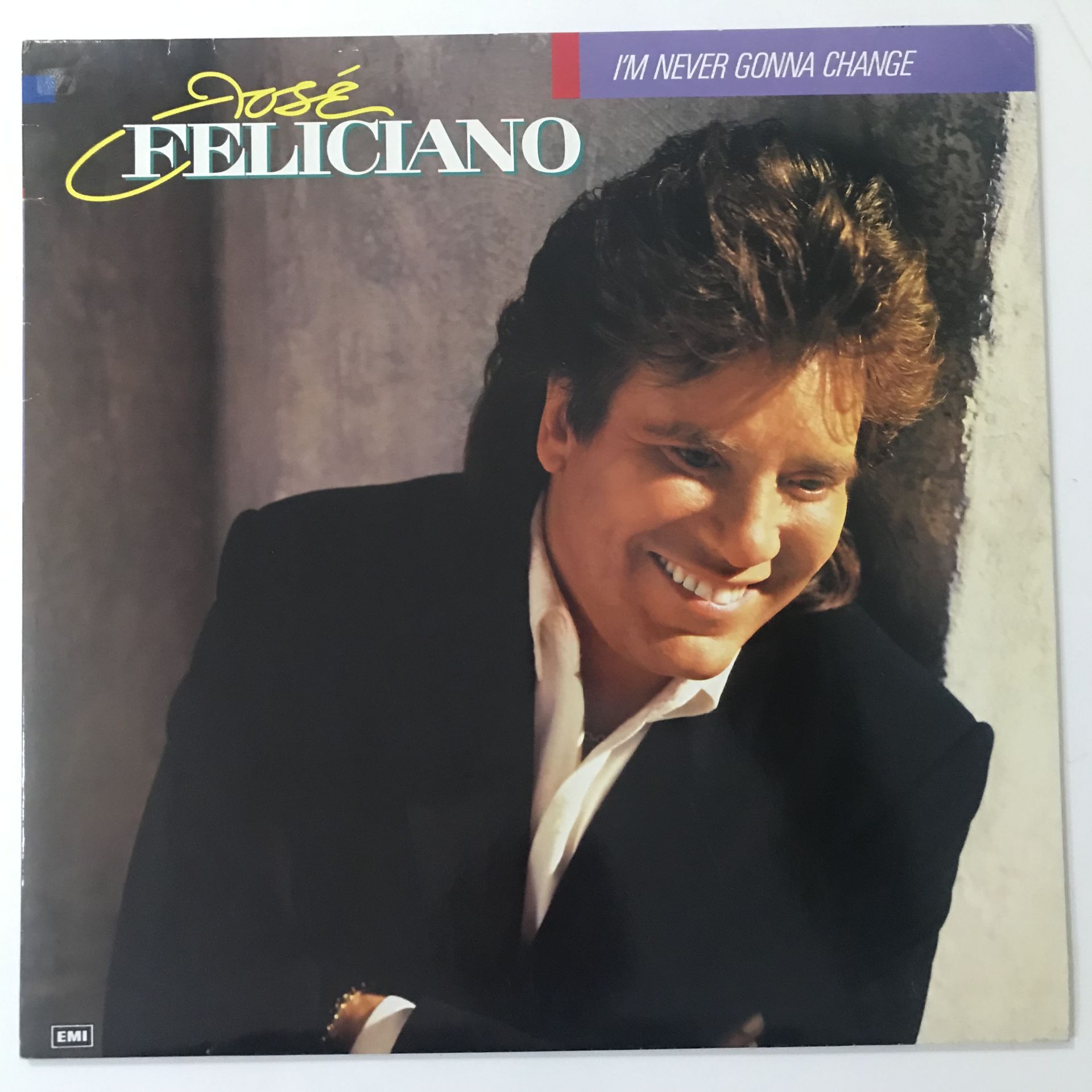 José Feliciano – I'm Never Gonna Change