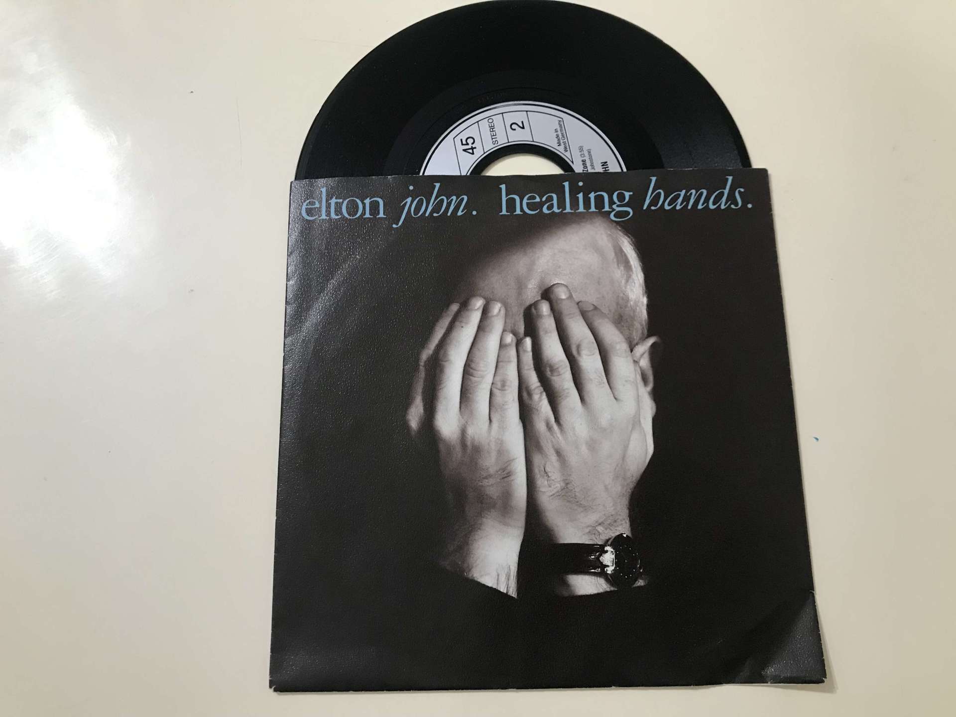Elton John – Healing Hands