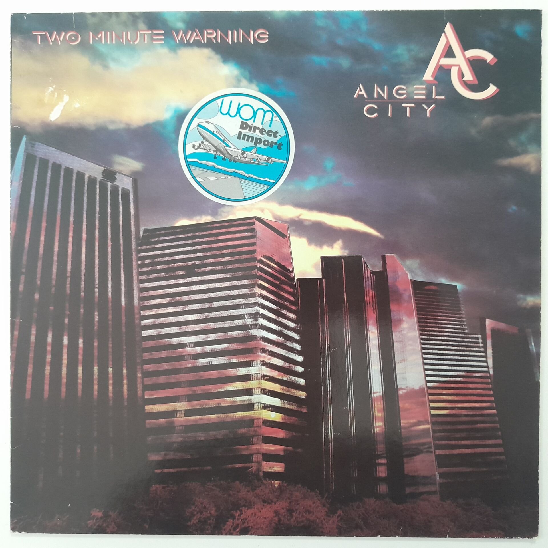 Angel City – Two Minute Warning