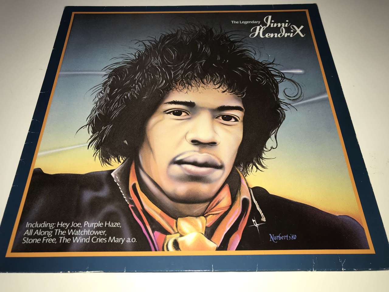 Jimi Hendrix – The Legendary Jimi Hendrix