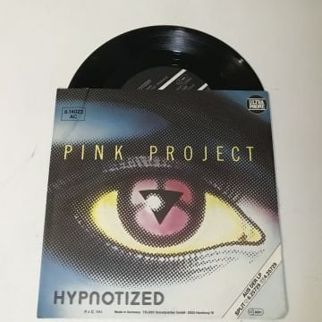 Pink Project – Hypnotized