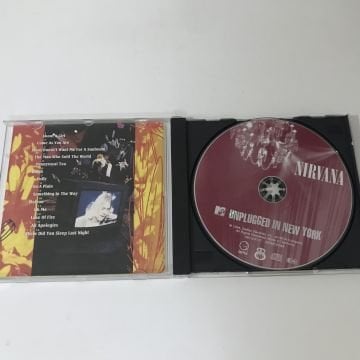 Nirvana – MTV Unplugged In New York