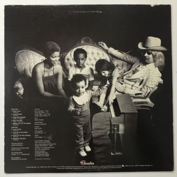 Leon & Mary Russell – Make Love To The Music