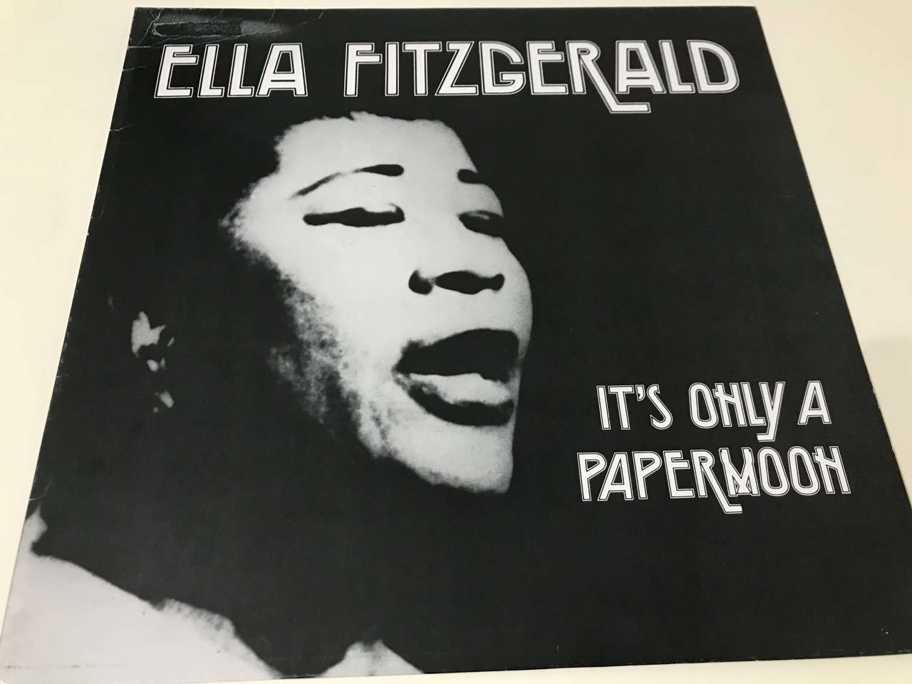Ella Fitzgerald – It's Only A Papermoon
