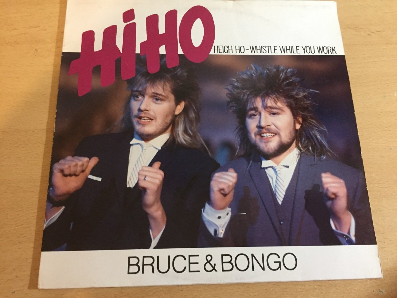 Bruce & Bongo ‎– Hi Ho (Heigh Ho - Whistle While You Work)