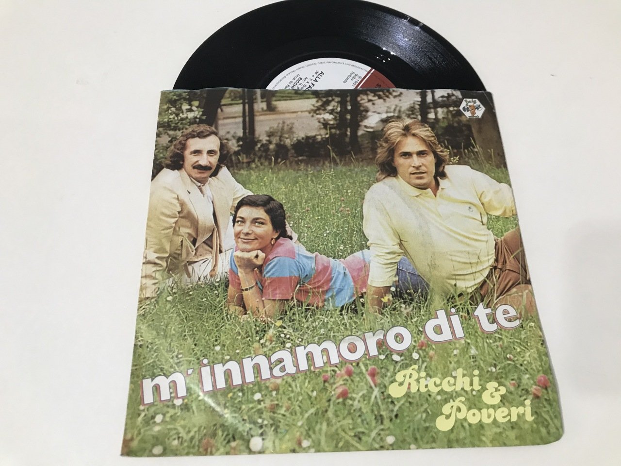 Ricchi & Poveri – M 'Innamoro Di Te