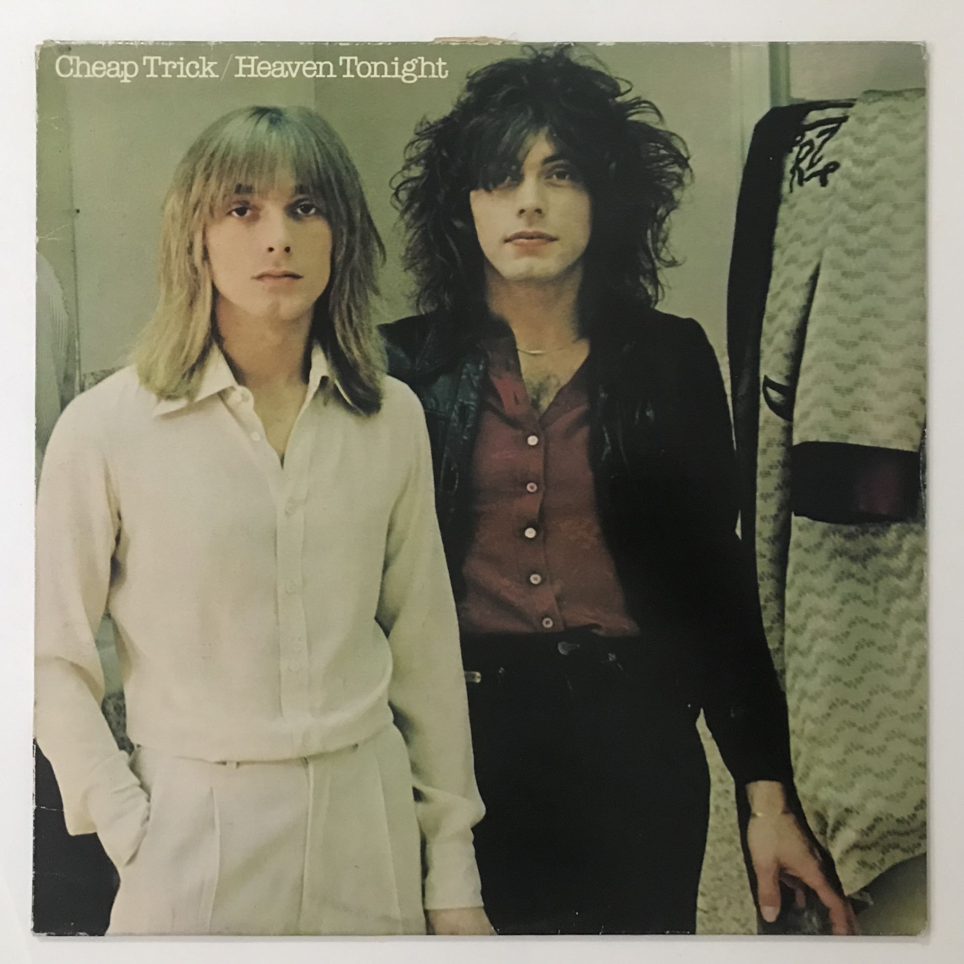 Cheap Trick – Heaven Tonight