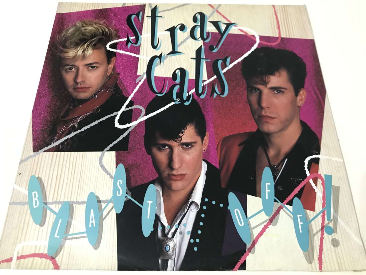 Stray Cats – Blast Off!
