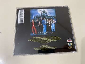 Molly Hatchet – Lightning Strikes Twice