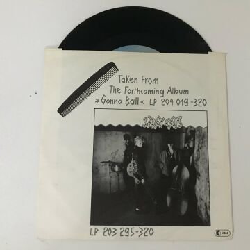 Stray Cats – You Don't Believe Me