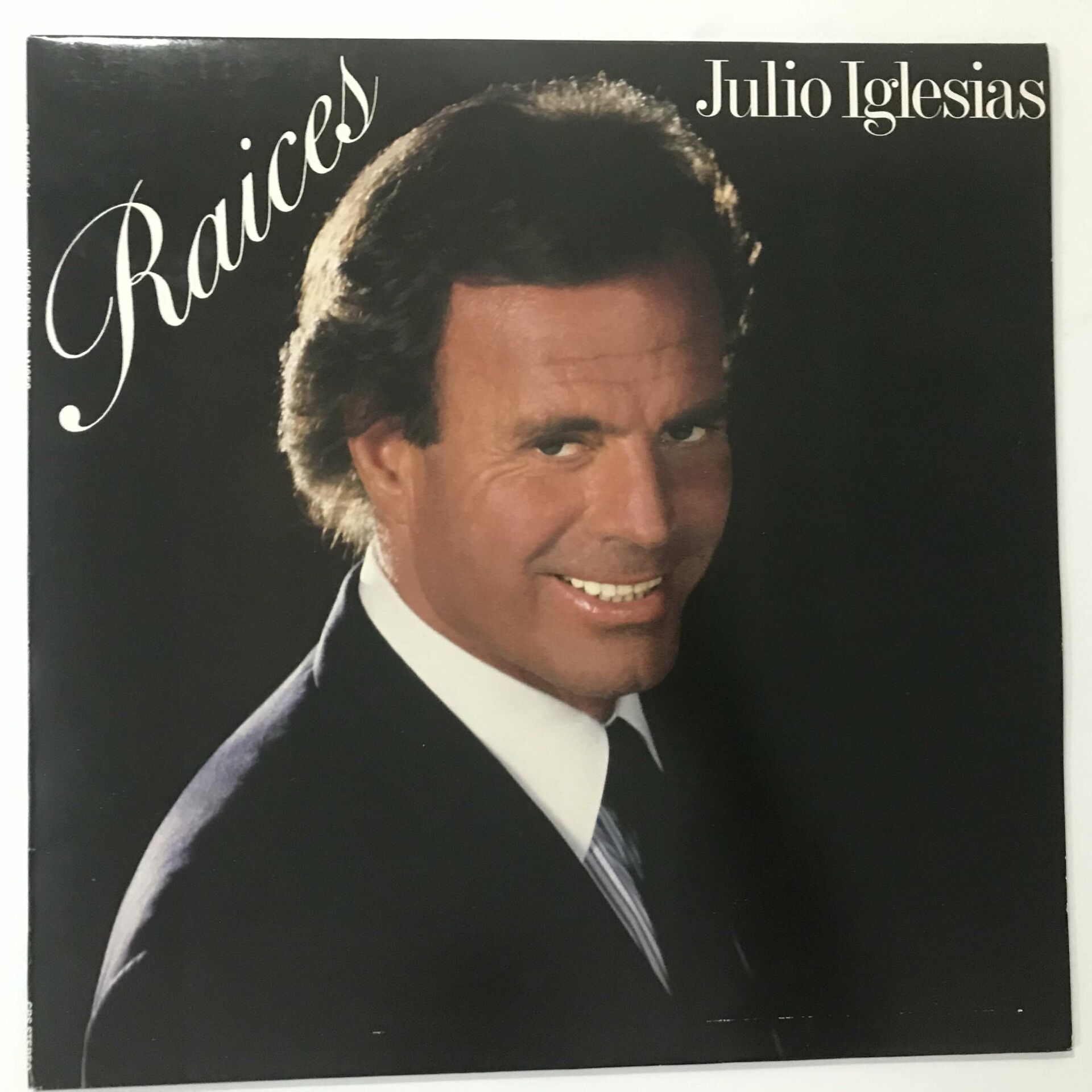 Julio Iglesias – Raices