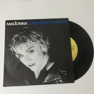 Madonna – Papa Don't Preach