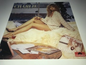Charlie – Lines