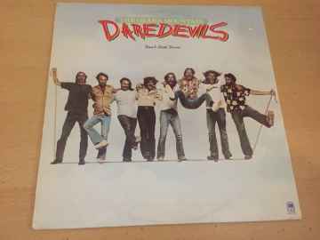 The Ozark Mountain Daredevils ‎– Don't Look Down
