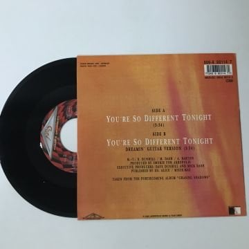 Smokie – You're So Different Tonight