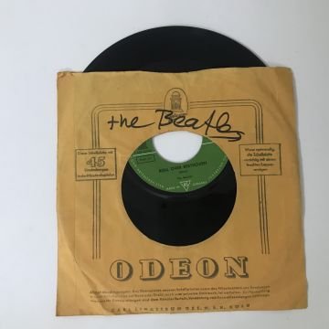 The Beatles – I Want To Hold Your Hand / Roll Over Beethoven