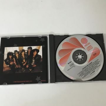 L.A. Guns – Cocked & Loaded