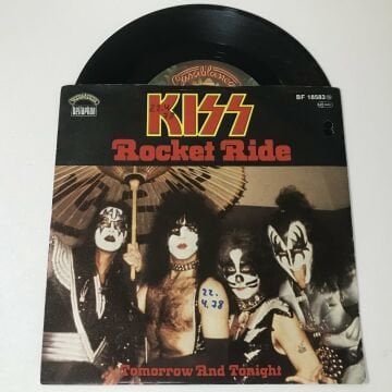 Kiss – Rocket Ride