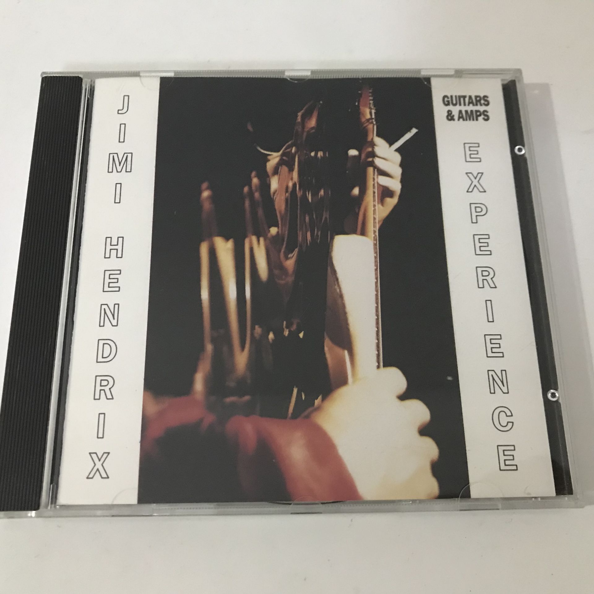 Jimi Hendrix Experience – Guitars & Amps