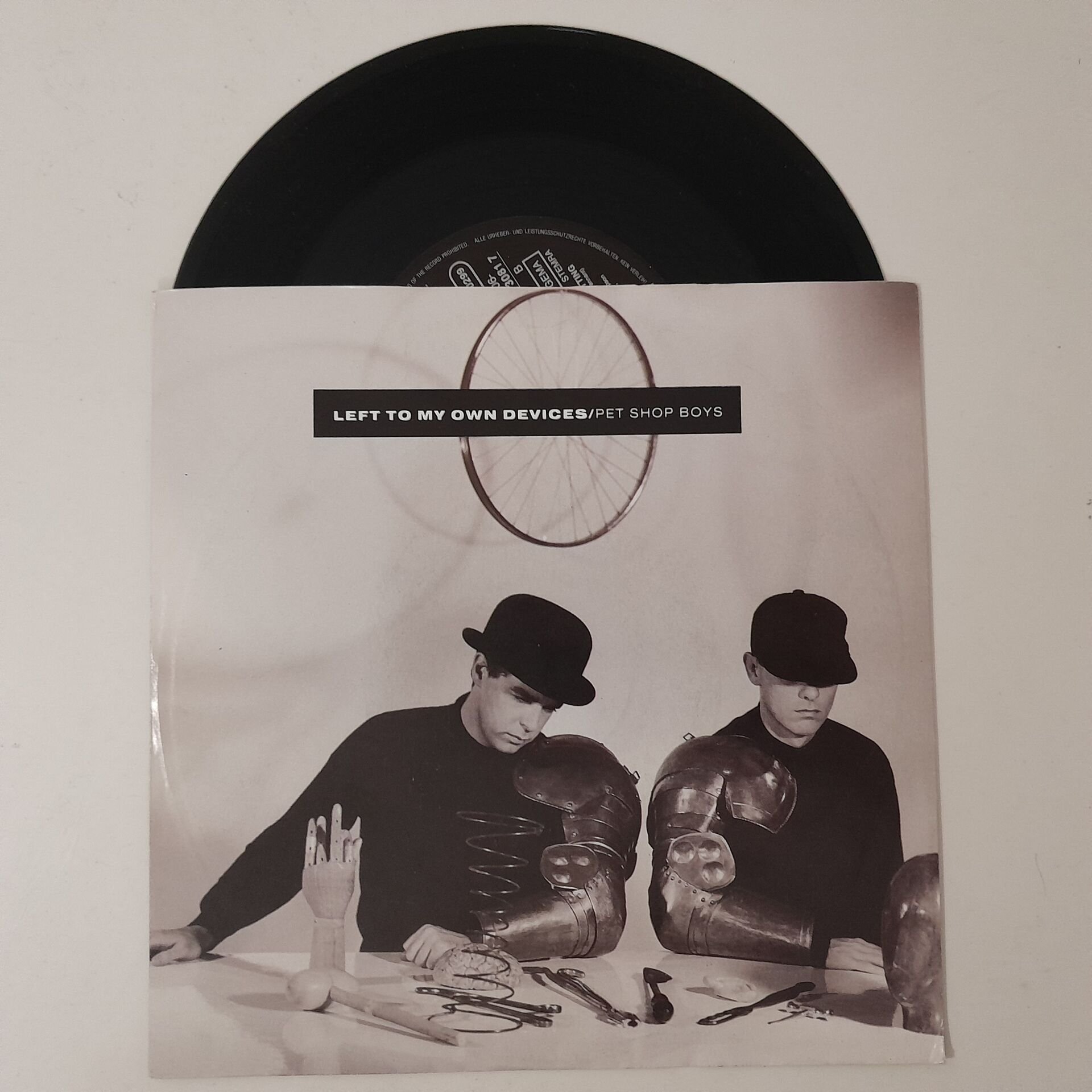 Pet Shop Boys – Left To My Own Devices