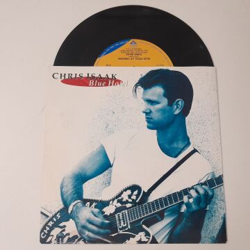 Chris Isaak – Blue Hotel