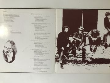 Jethro Tull ‎– Living In The Past 2 LP
