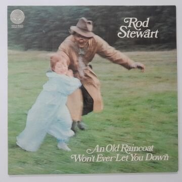 Rod Stewart – An Old Raincoat Won't Ever Let You Down