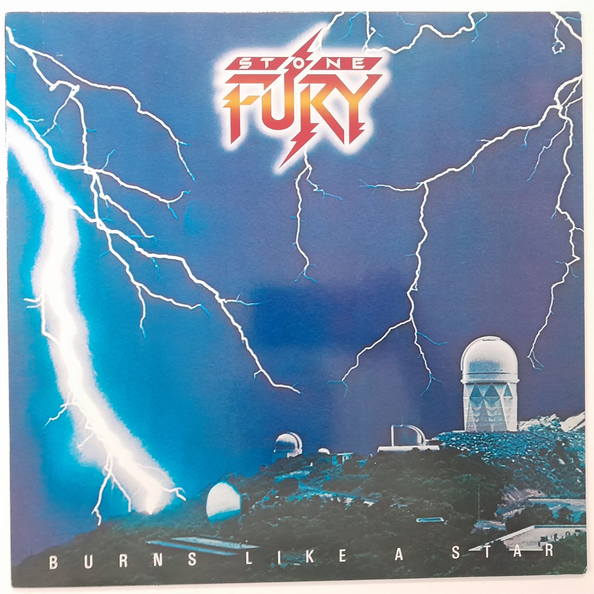 Stone Fury – Burns Like A Star