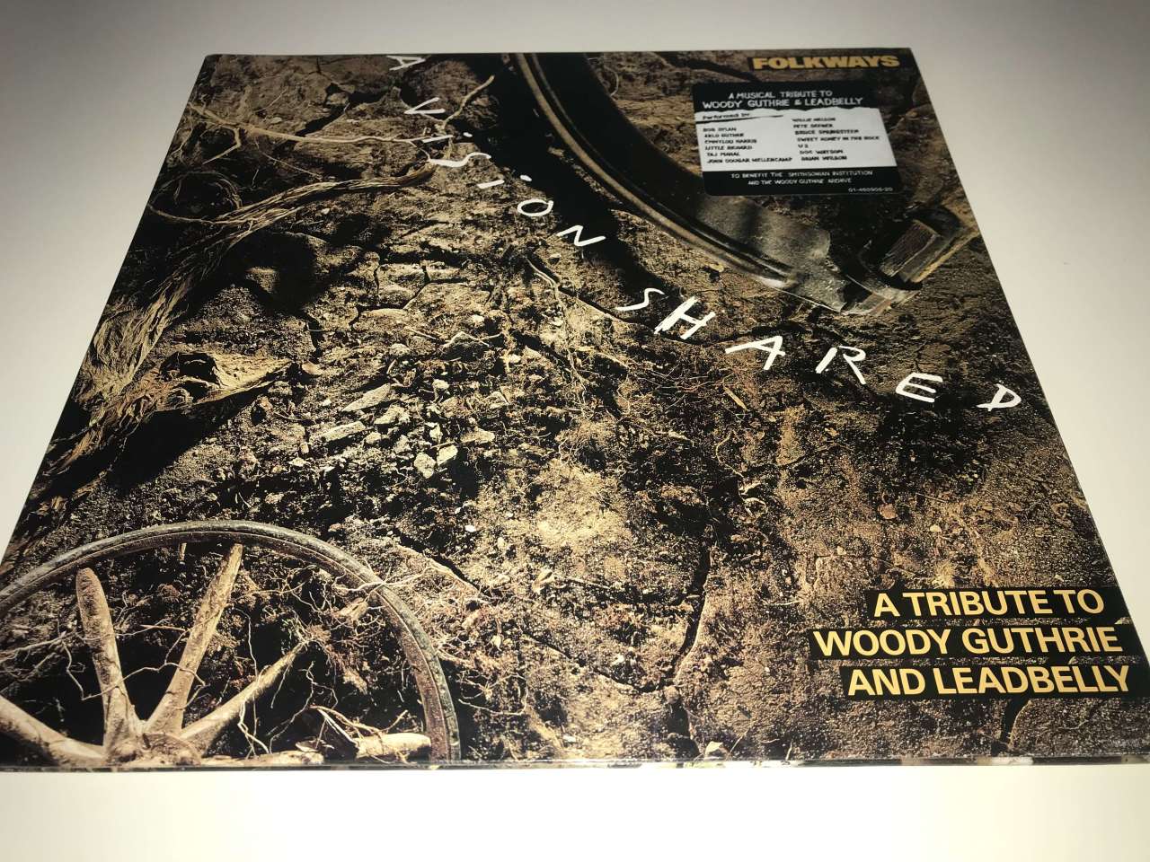 Folkways: A Vision Shared (A Tribute To Woody Guthrie And Leadbelly)