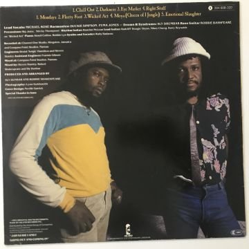 Black Uhuru – Chill Out