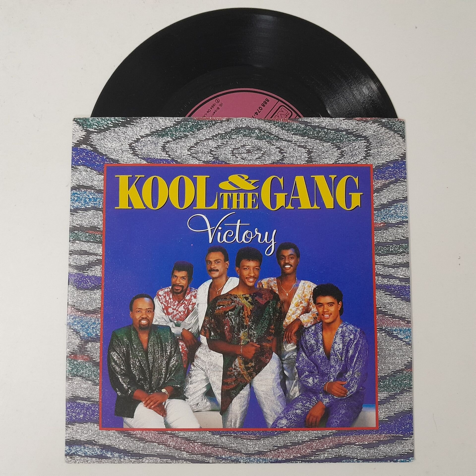 Kool & The Gang – Victory